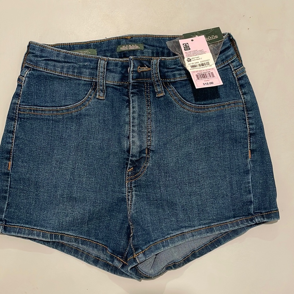 Brand New! Women’s high rise Wild Fable shorts